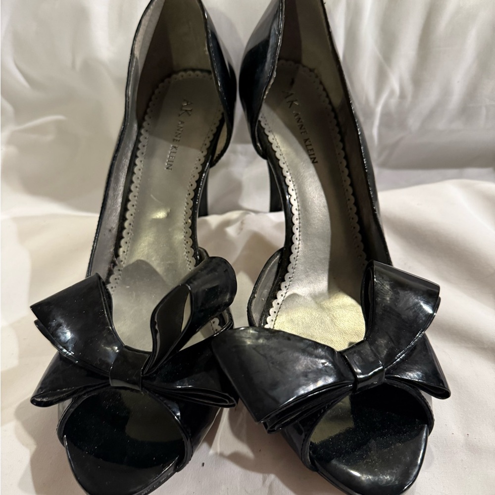 Anne Klein Glossy Black Bow Heels